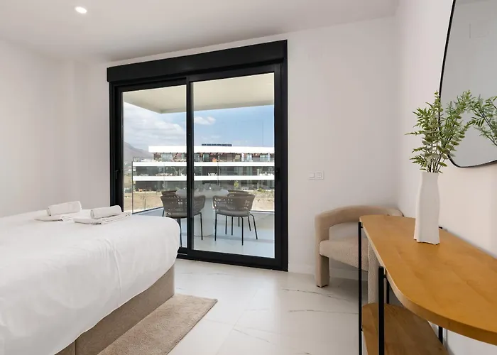 Azata Del Mare 2462 Estepona